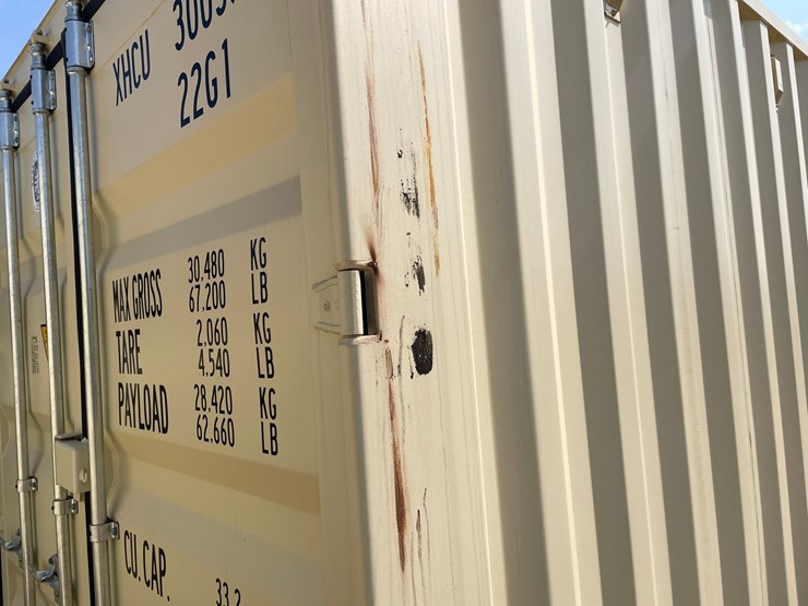 #405-•-20'-shipping-container-image-8