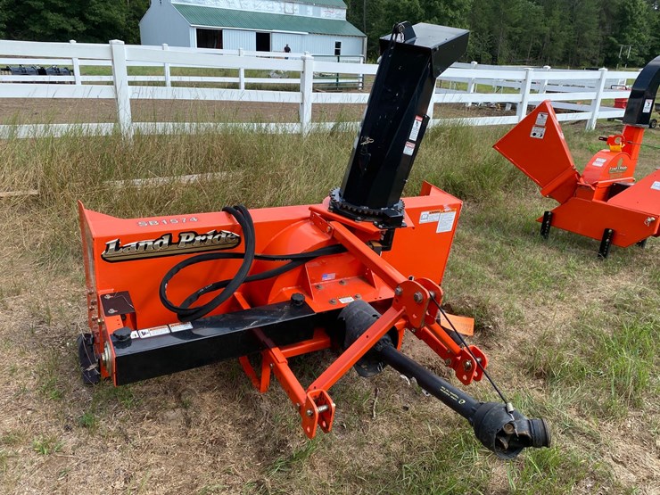 #7954-•-land-pride-sb1574-3-point-snow-blower-attachment-image-4