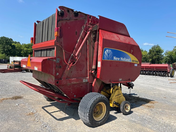 new-holland-br7090-image-4