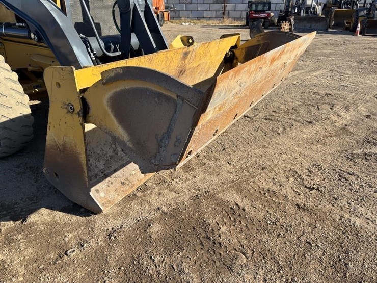 2020-john-deere-2020-image-11