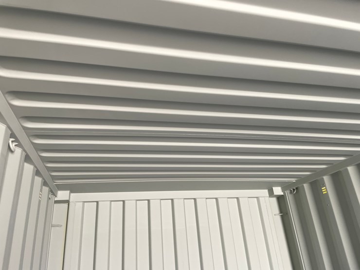 #405-•-20'-shipping-container-image-17
