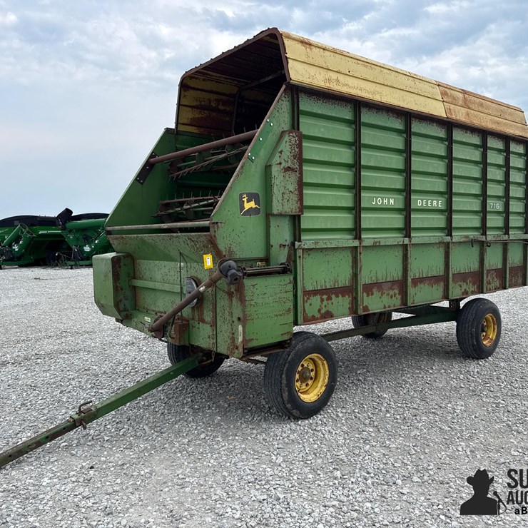 JOHN DEERE 716