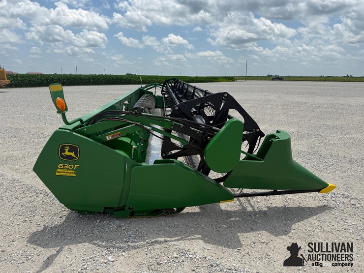 2014-john-deere-630f-image-4