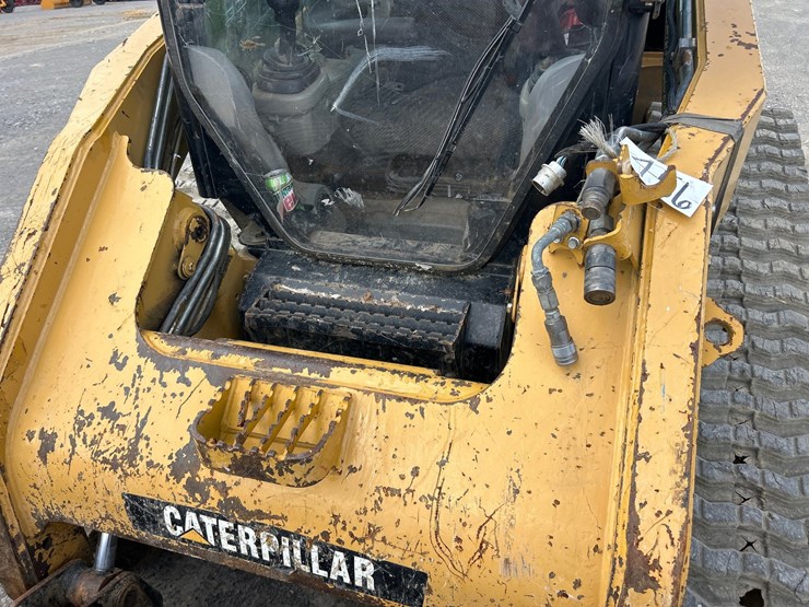 caterpillar-279c-image-9