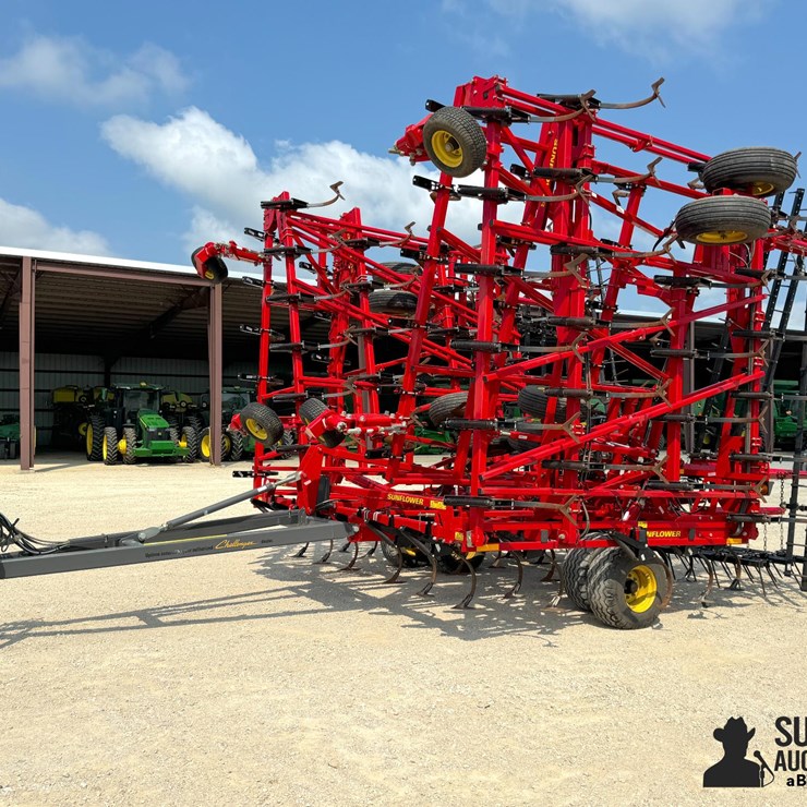 2018 Sunflower 5056 60' Field Cultivator