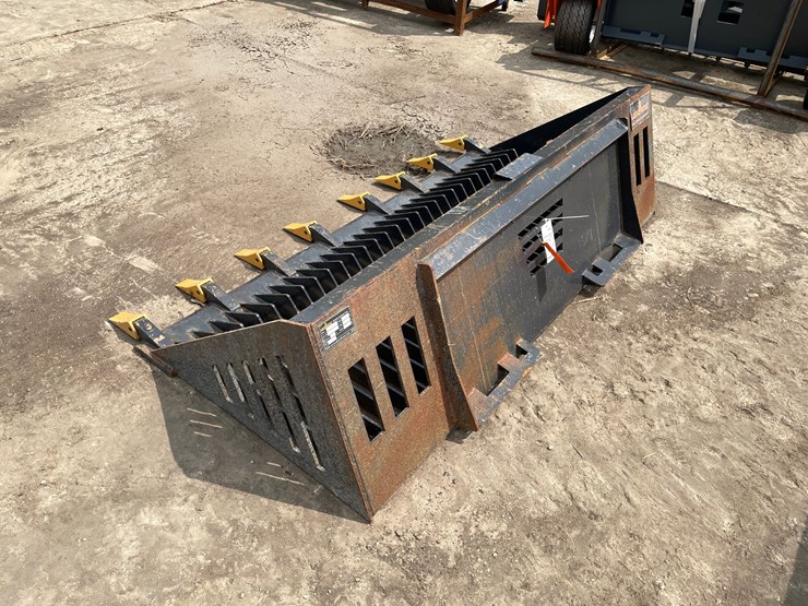 #9796-•-landhonor-72"-skid-steer-rock-bucket-attachment-image-6