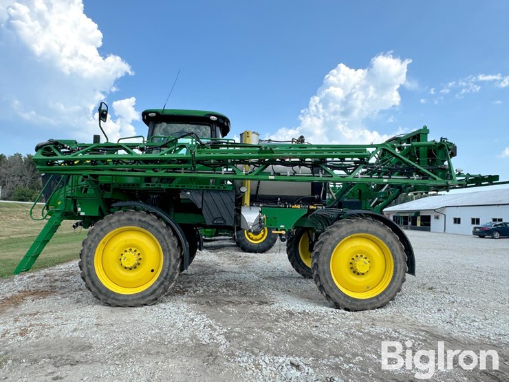2020-john-deere-r4038-image-8