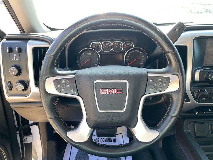2015-gmc-sierra-1500-image-12