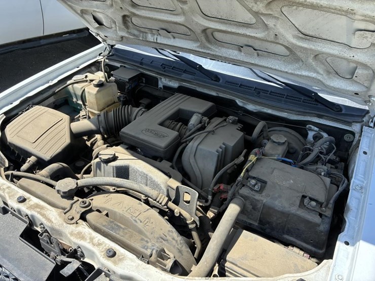 2011-chevrolet-colorado-image-5