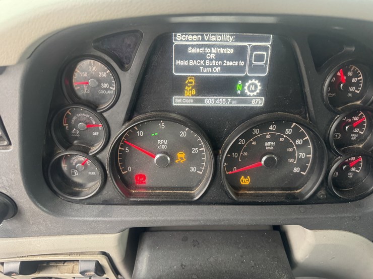 2019-peterbilt-579-image-6