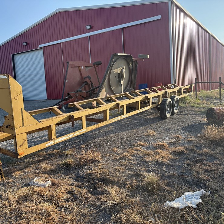 HayVan 6-Bale Gooseneck Trailer