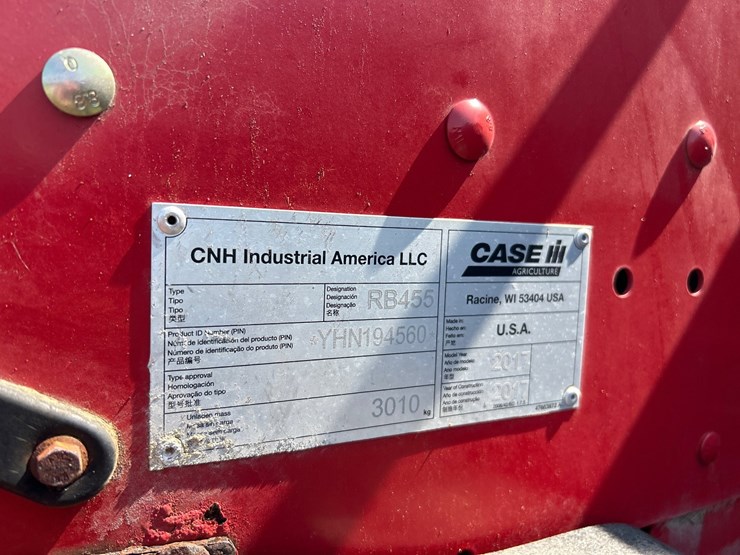 2017-case-ih-rb455a-image-12
