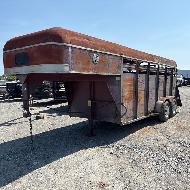 VALLEY TRAILER