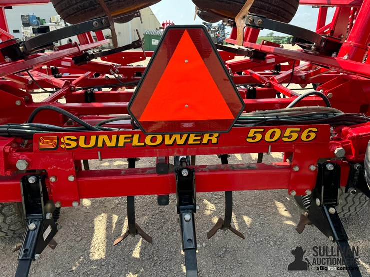 2018-sunflower-5056-60'-field-cultivator-image-14