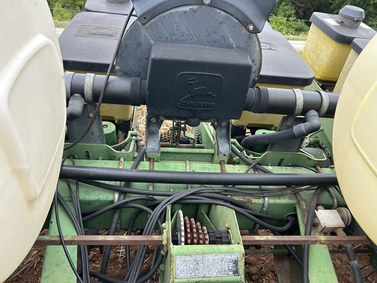 1989-john-deere-7200-image-21