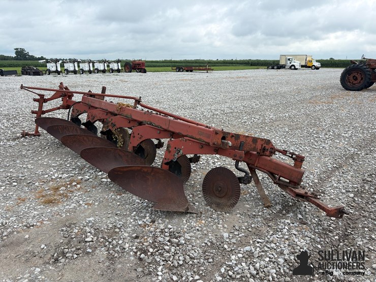 case-ih-710-image-3