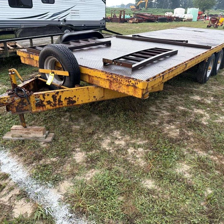 1984 CUSTOM TRAILER