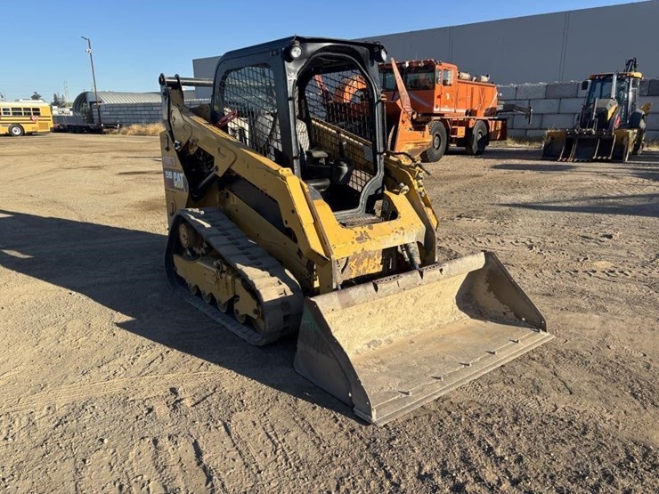 2016-caterpillar-259d-image-2