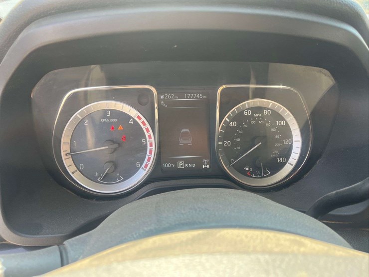 2017-nissan-titan-image-13