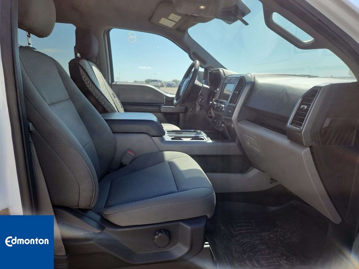 2019-ford-f150-image-28