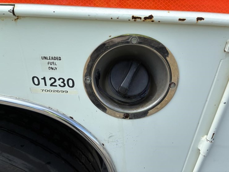 2005-ford-f450-image-7