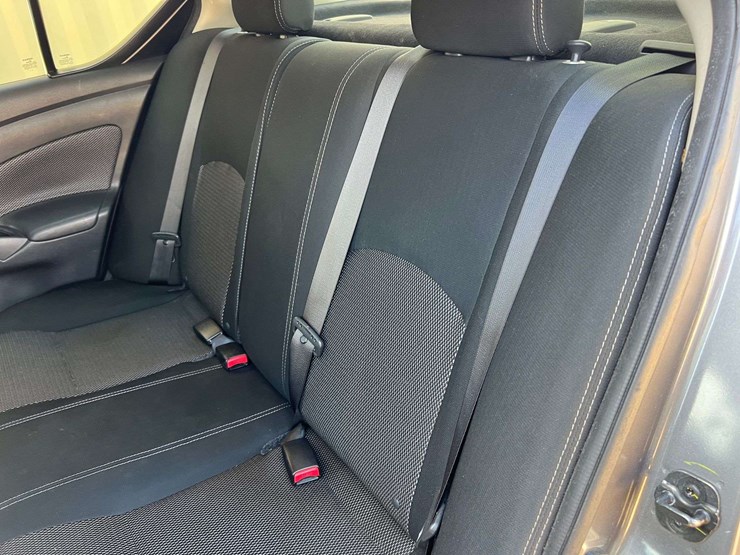 2019-nissan-versa-(99,073-miles)-image-33