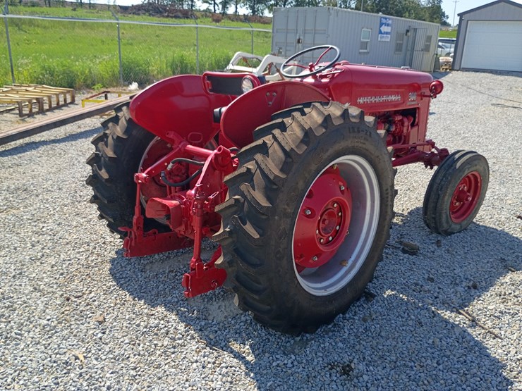 1955-international-300-image-5