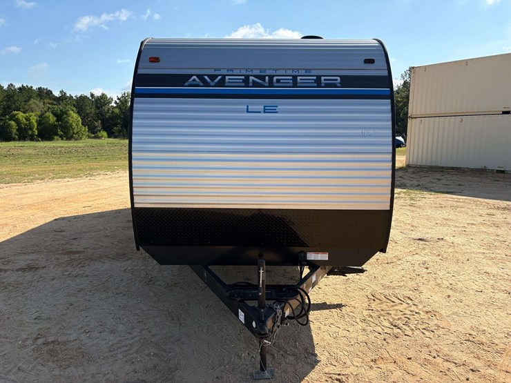 2022-forrest-river-"primetime-avenger-le"-bumper-pull-travel-trailer-image-5