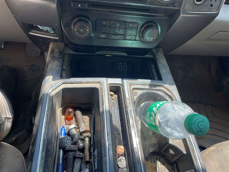 2016-ford-f150-image-21