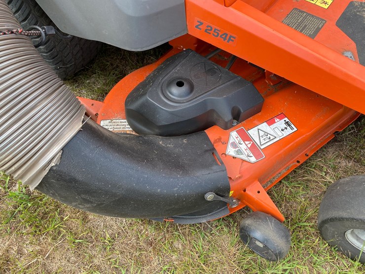 #7956-•-husqvarna-z254f-zero-turn-lawn-mower-image-17