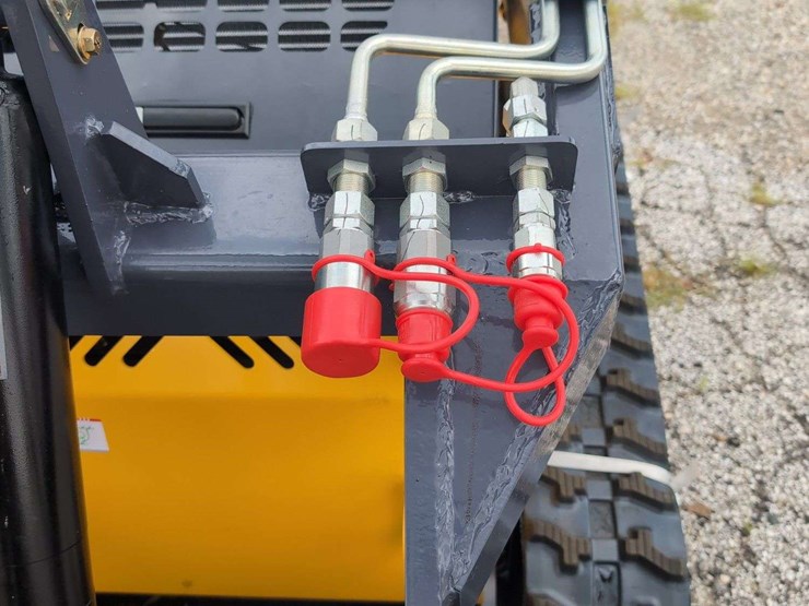 zjg-mini-skid-steer-loader-zj-380-(yellow)---15hp-image-3