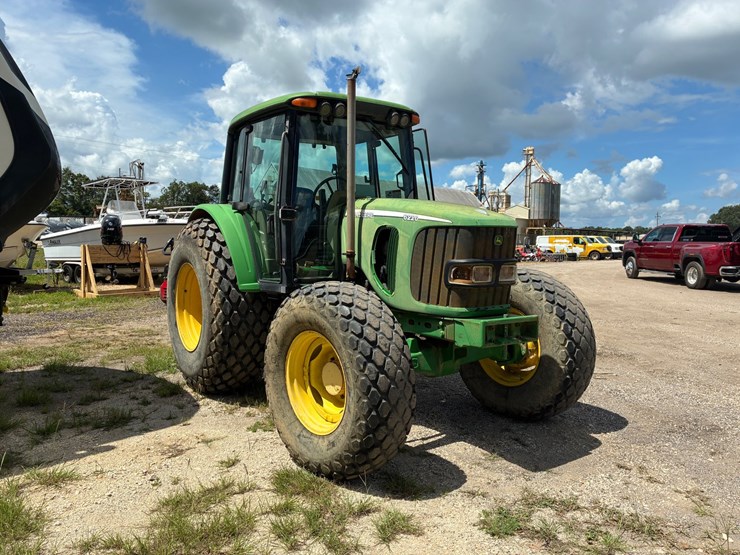 john-deere-6220-image-2