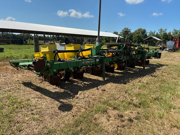 john-deere-1720-image-2