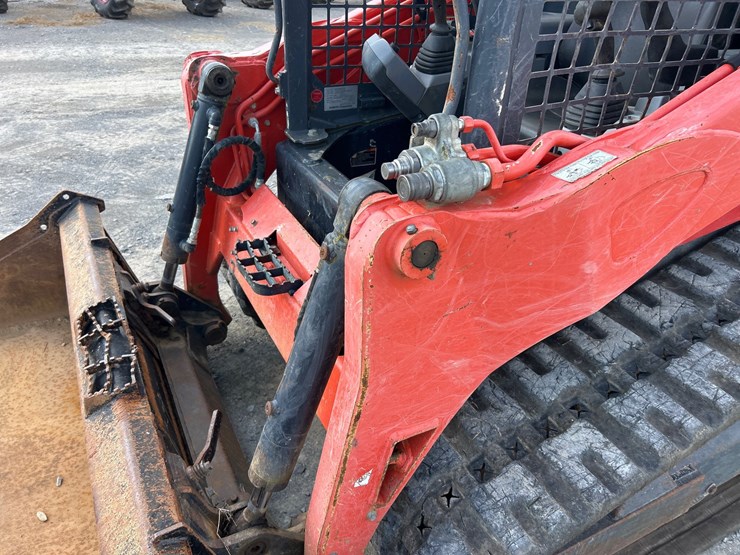 kubota-svl75-2-image-7