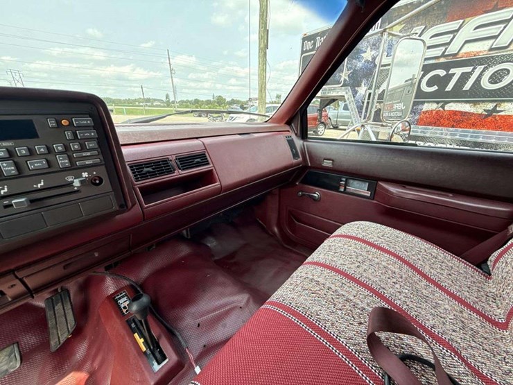 1991-chevrolet-3500-image-12