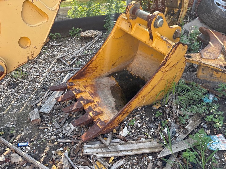 2005-deere-310g-image-6