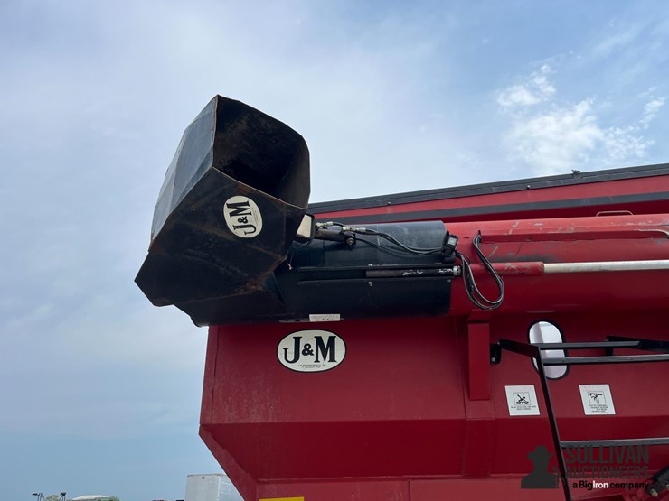 j&m-1075-image-11