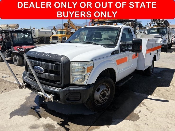 2014-ford-f350-image-1