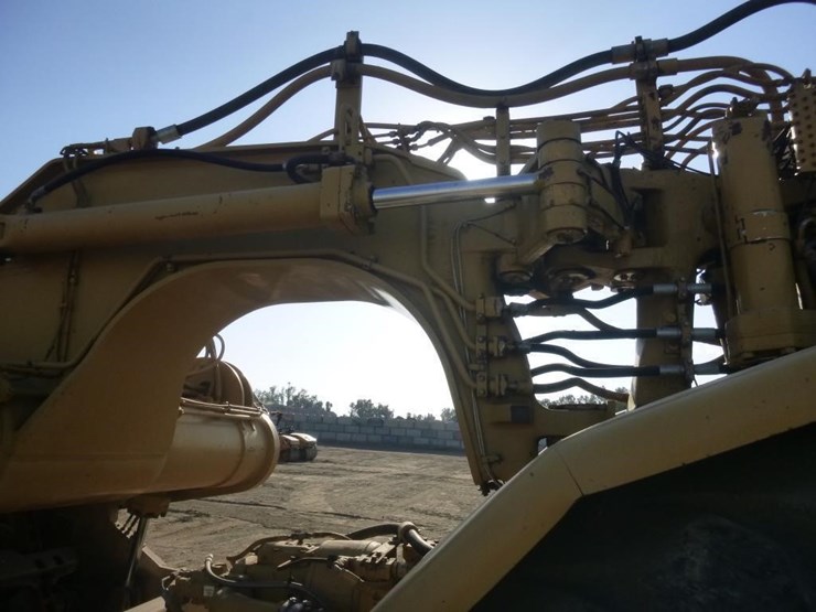 1992-caterpillar-623e-image-39