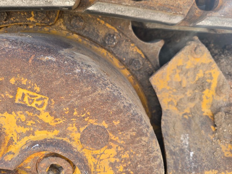 caterpillar-953d-image-49