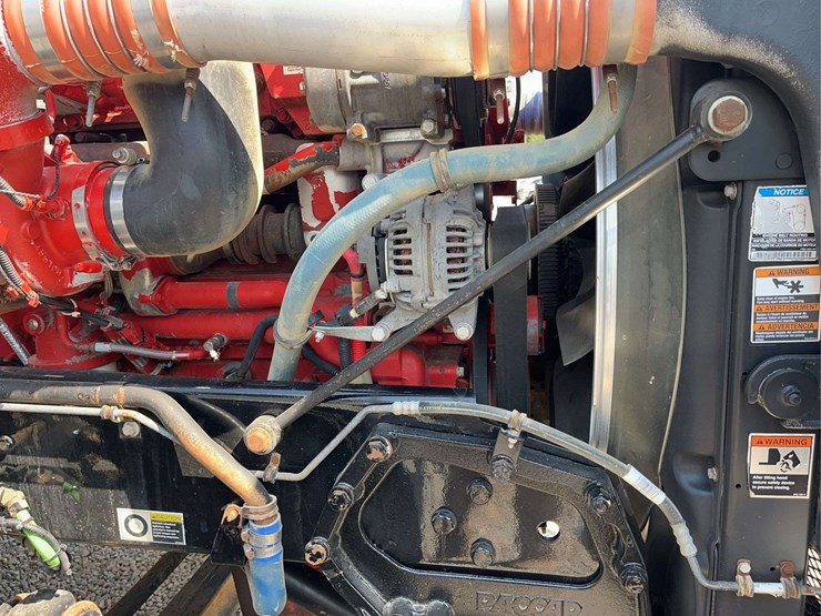 2019-kenworth-t8-series-dump-truck-image-44