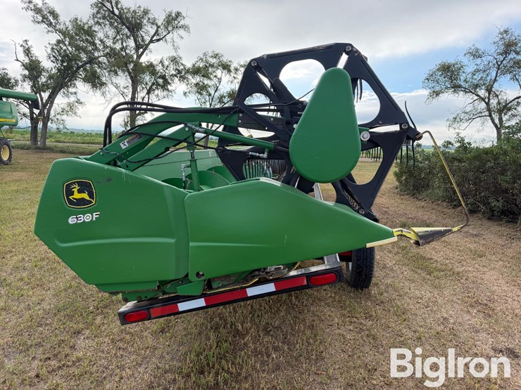 john-deere-630f-image-4