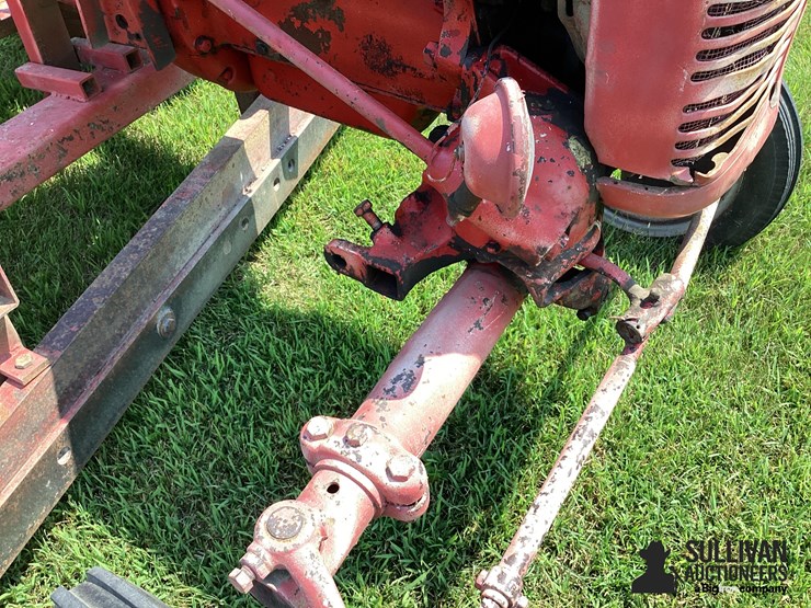 1944-farmall-a-2wd-tractor-w/belly-blade-image-17