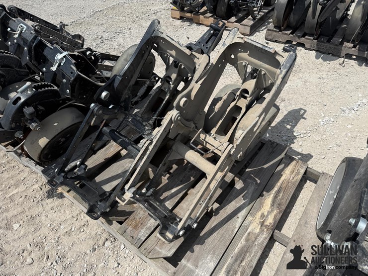 kinze-4000-series-row-units-(bid-per-unit)-image-8