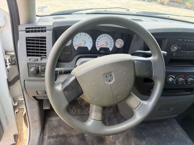 2008-dodge-ram-1500-image-21