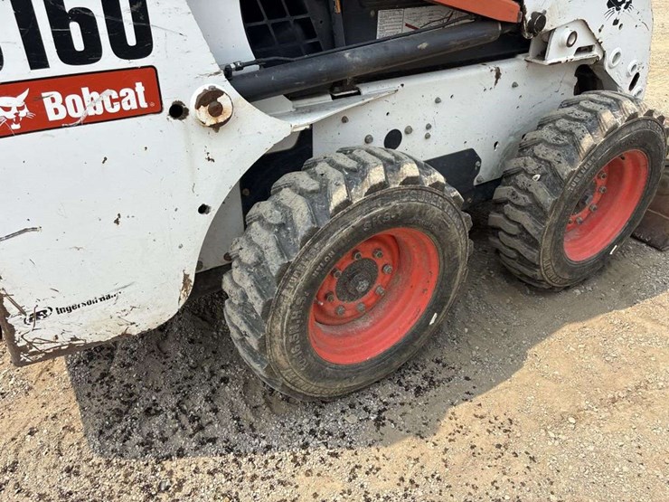 2007-bobcat-s160-image-8