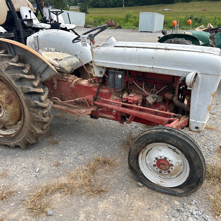 FORD 600