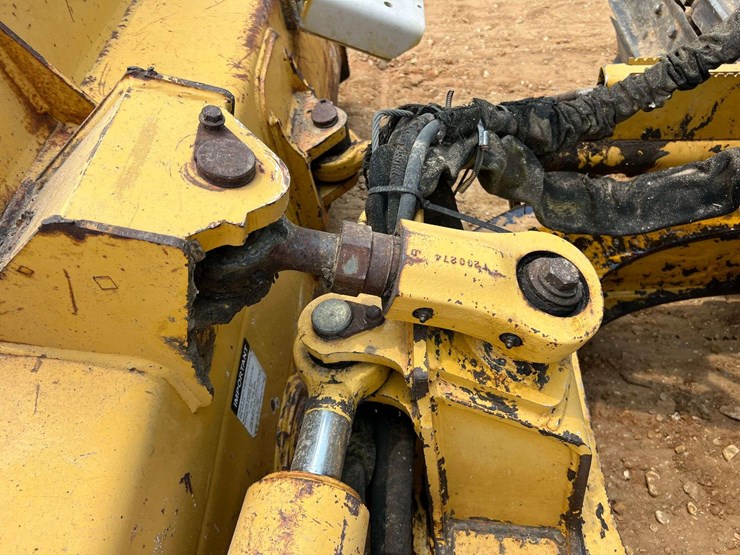 2007-deere-650j-lgp-image-12