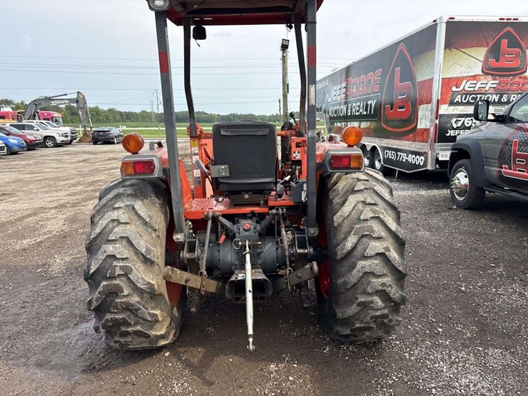 kubota-l48-image-3