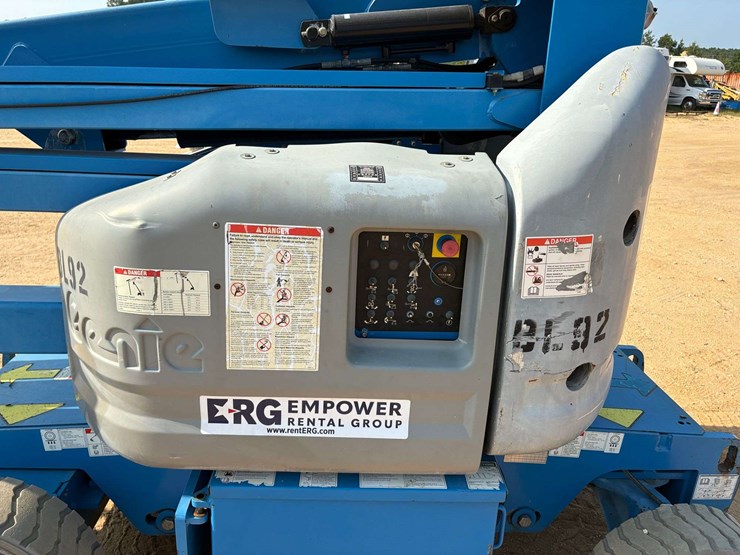 2012-genie-z40/23n-image-24